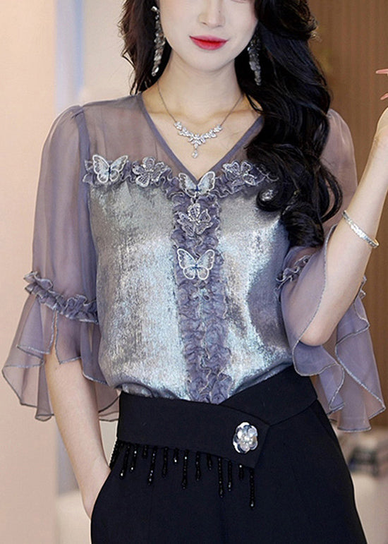 Effortlessly Elegant Top with a Timeless Design