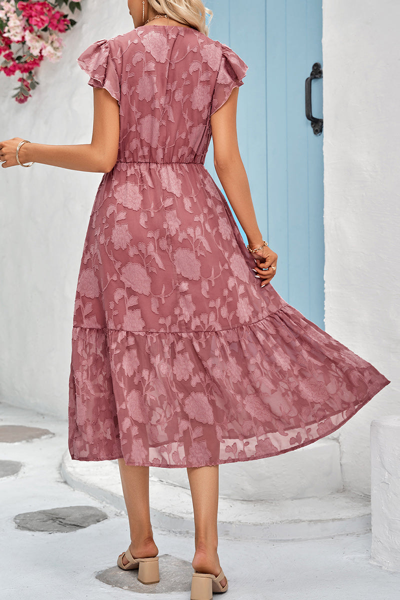 Well Tailored Dress with a Graceful Silhouette