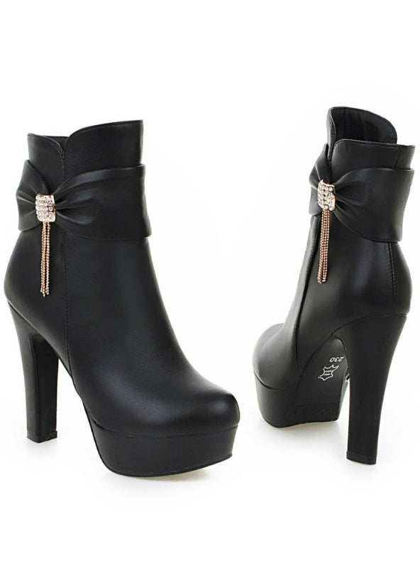 Chic Orthopedic Boots with Unique Design