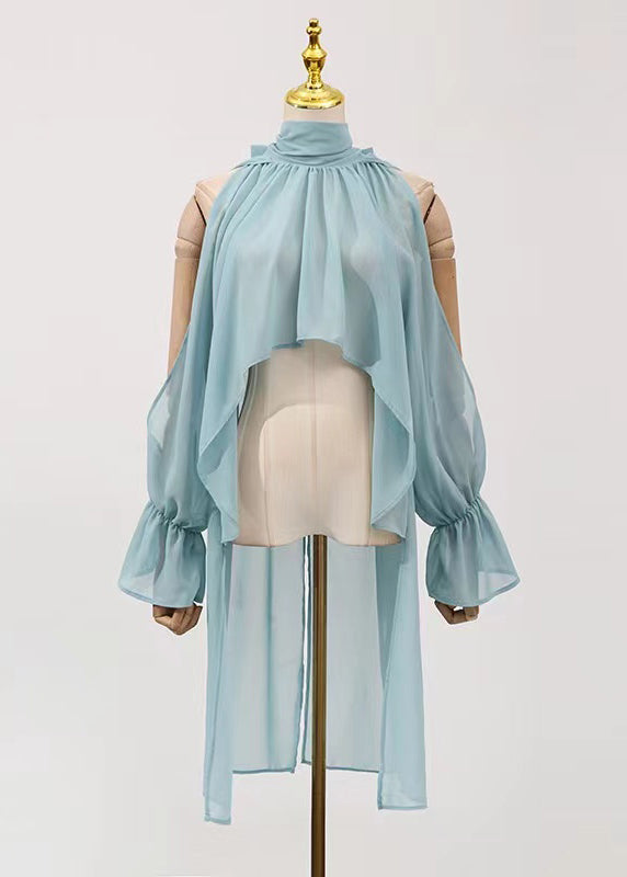 Sophisticated Blouse with a Clean Classic Look
