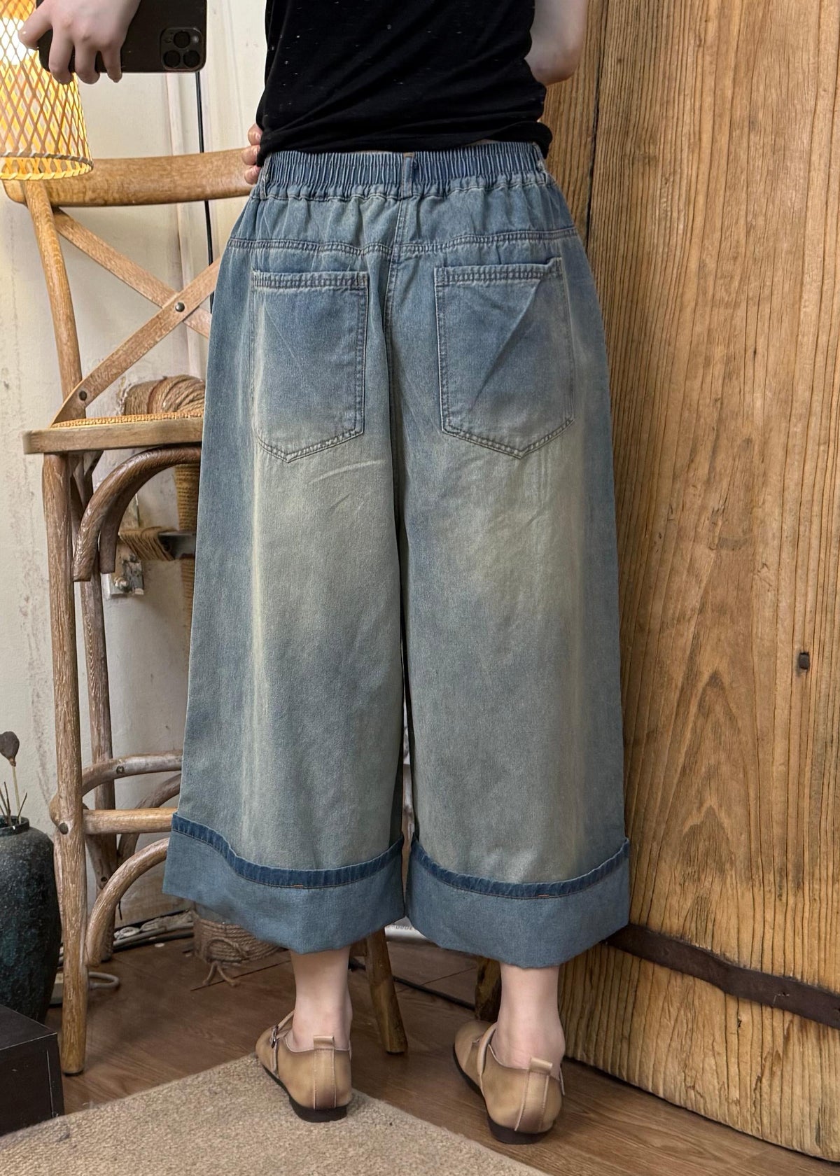 Classic Vintage Pants with a Flattering Fit