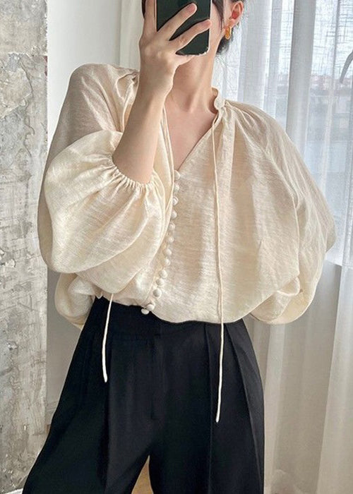 Classic Vintage Shirt with a Flattering Fit