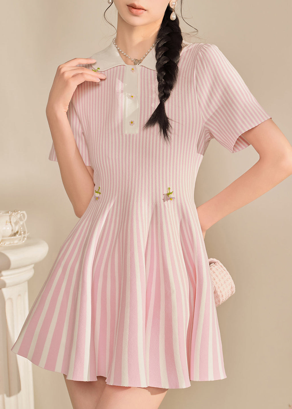 Classic Vintage Dress with a Flattering Fit