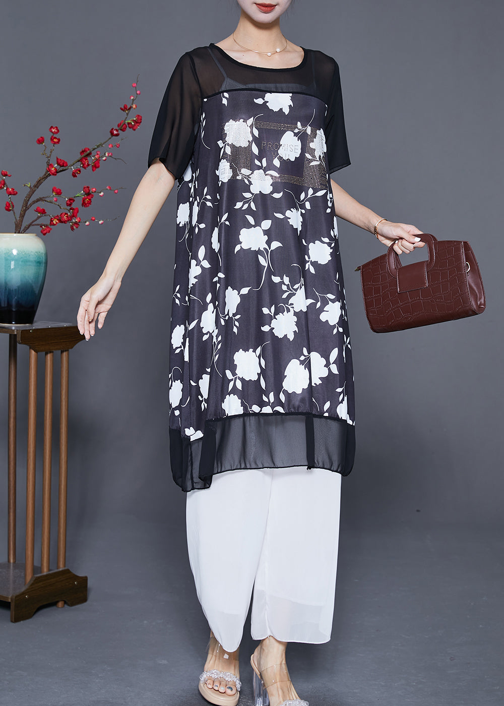 Beautifully Crafted Dress in a Classic Style