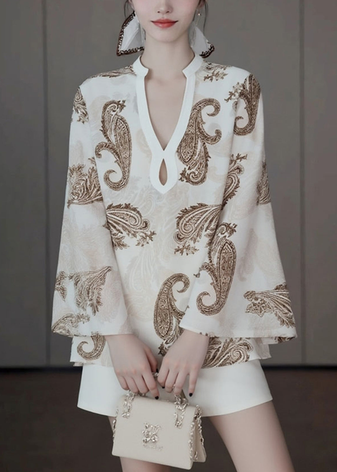 Classic Vintage Shirt with a Flattering Fit