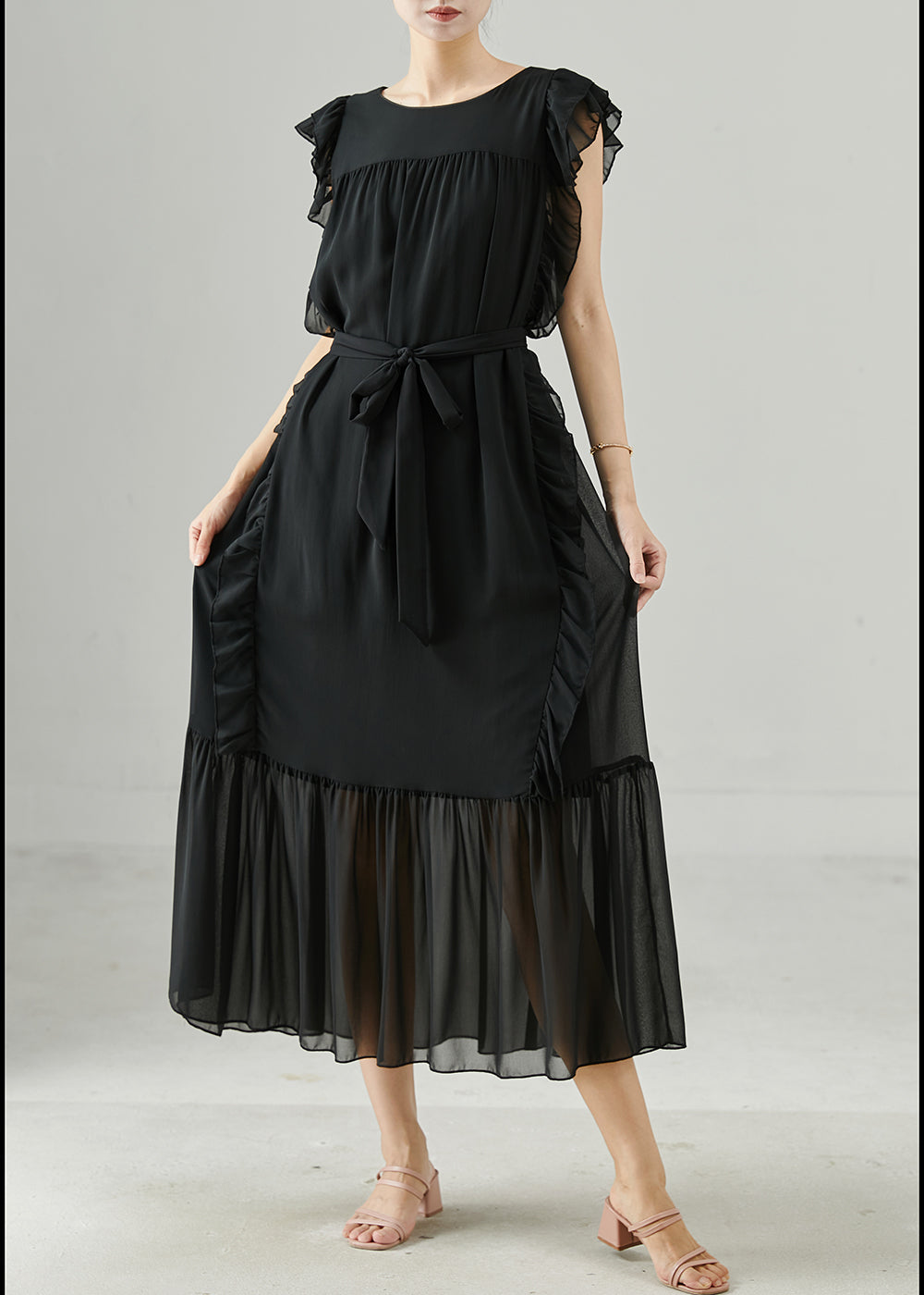 Gracefully Styled Dress for Any Occasion