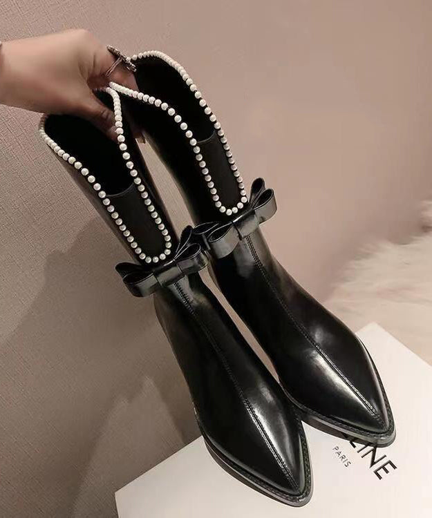 Graceful Orthopedic Boots for Modern Look