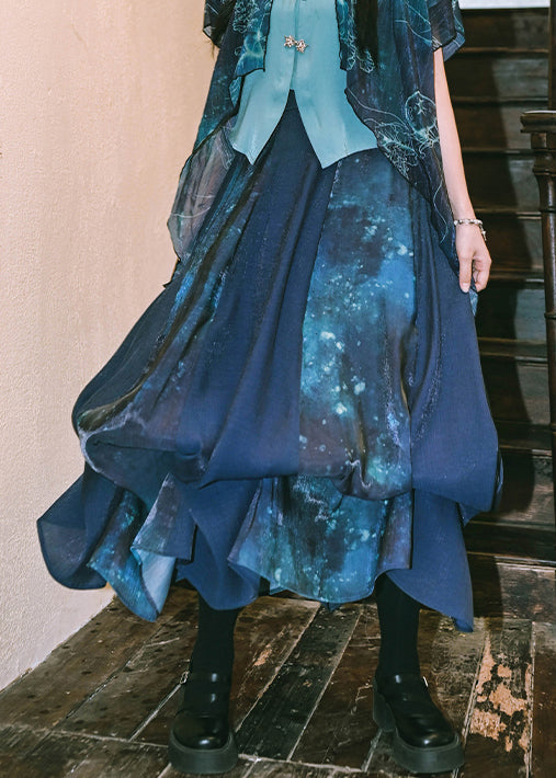 Gracefully Styled Garment for Any Occasion