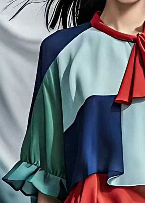 Well Tailored Top with a Graceful Silhouette