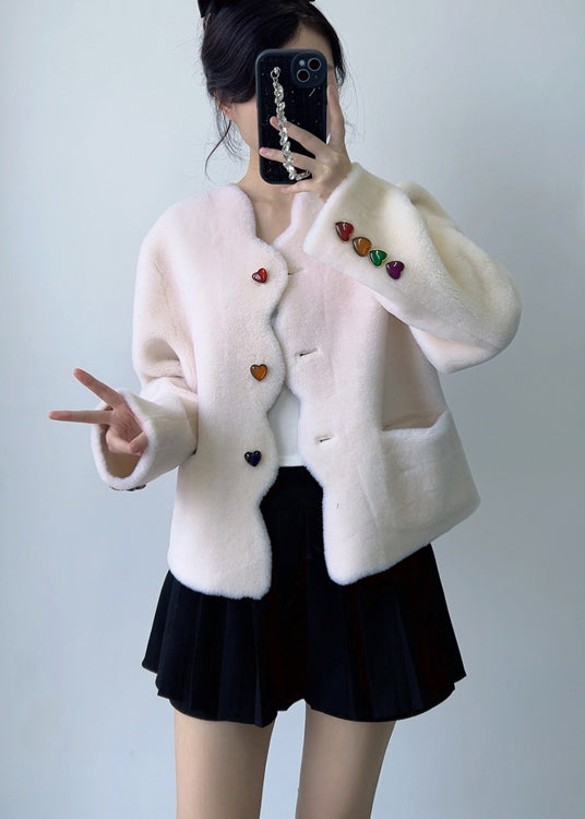 Beautifully Finished Coat in a Timeless Design