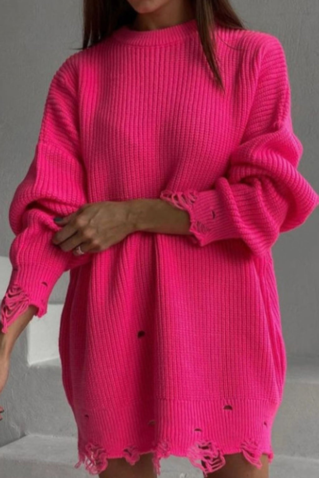 Well Tailored Sweater with a Graceful Silhouette