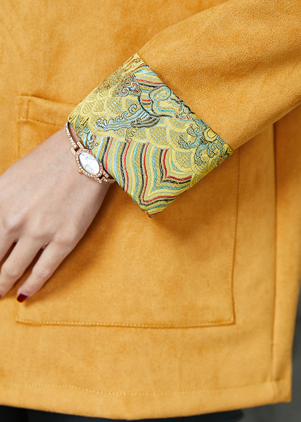 Classic Ring with Timeless Appeal