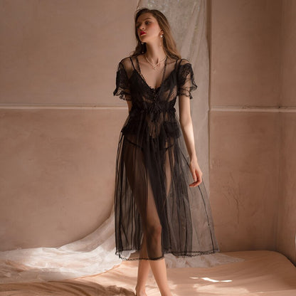Finely Styled Dress with a Classic Vintage Look