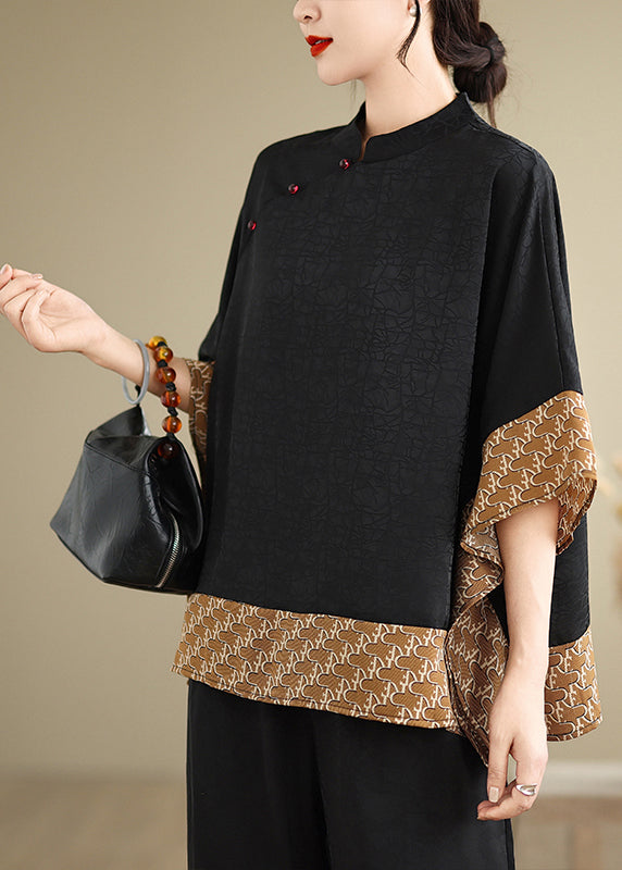 Beautifully Finished Blouse in a Timeless Design