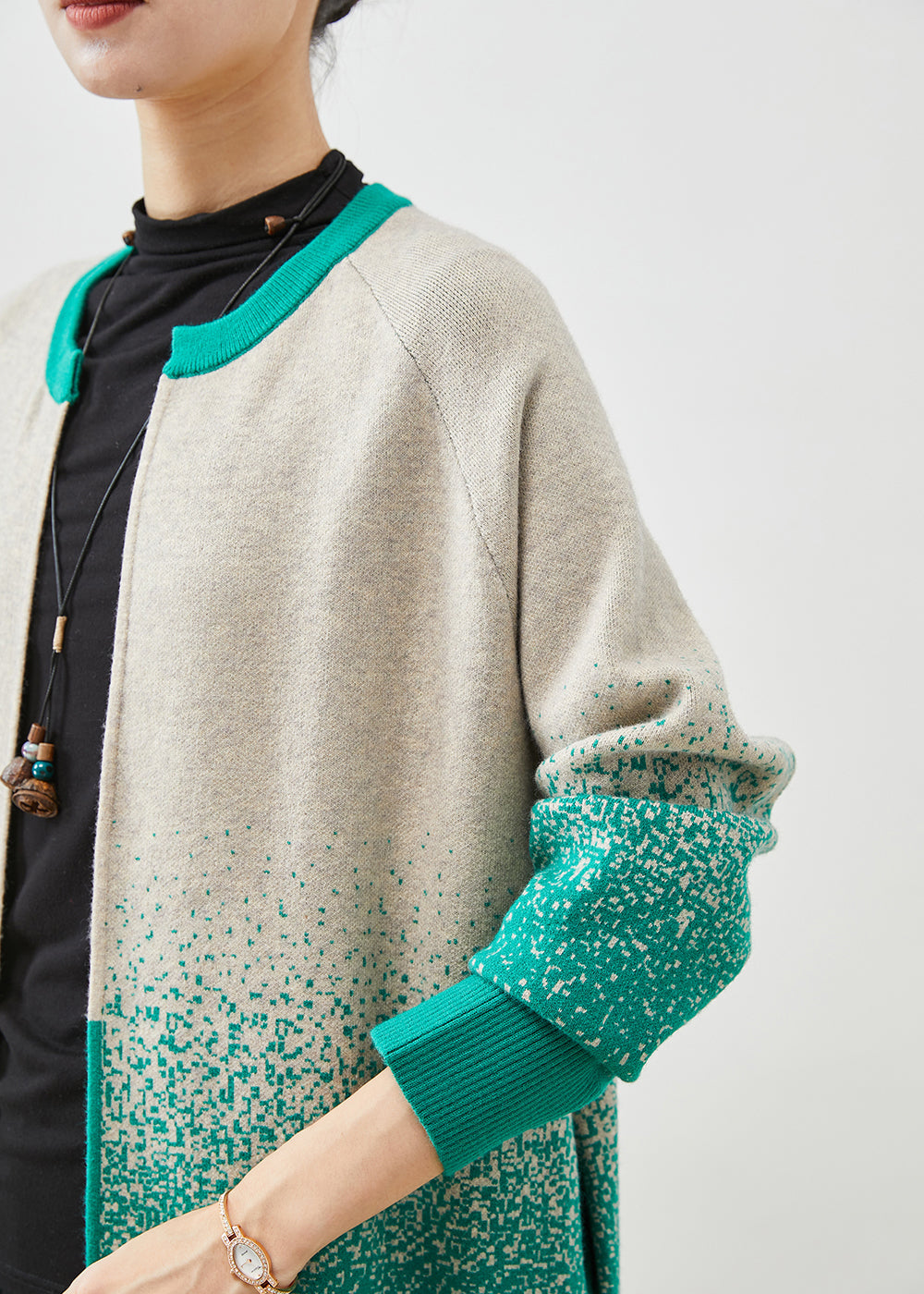 Elegantly Styled Coat for Everyday Wear