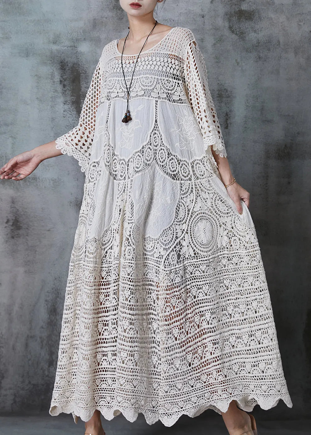 Classic Vintage Dress with a Flattering Fit