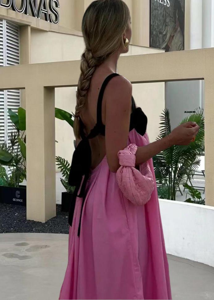 Gracefully Styled Dress for Any Occasion