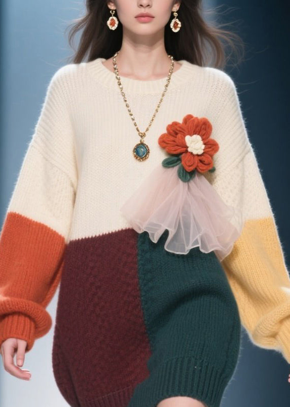 Well Tailored Sweater with a Graceful Silhouette