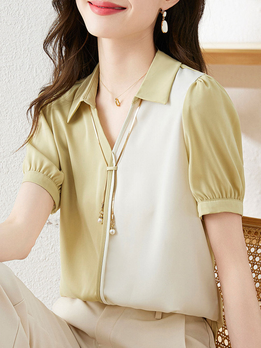 Classic Vintage Shirt with a Flattering Fit