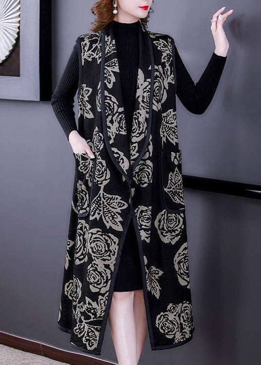 Elegantly Styled Coat for Everyday Wear