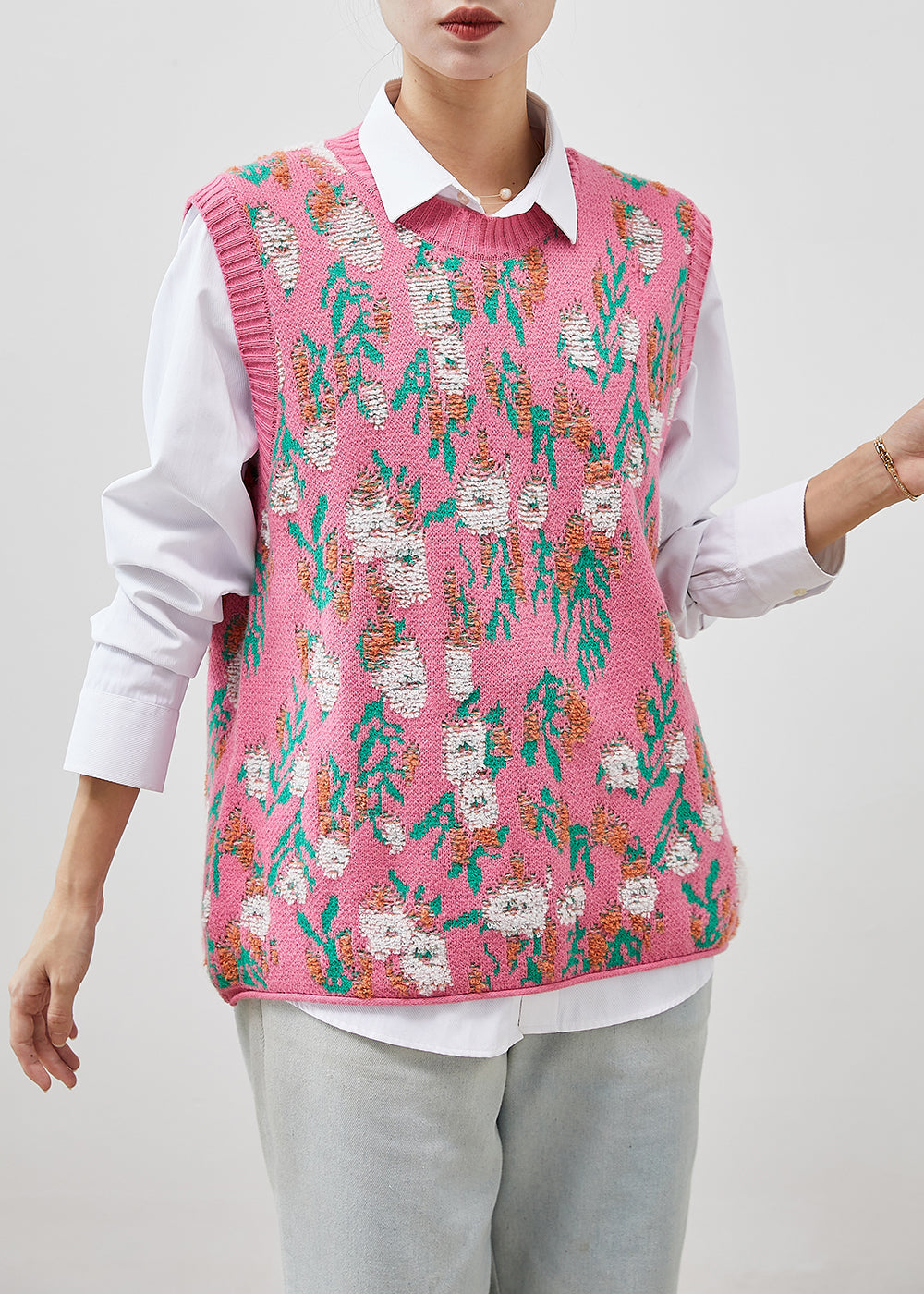 Gracefully Styled Pullover for Any Occasion