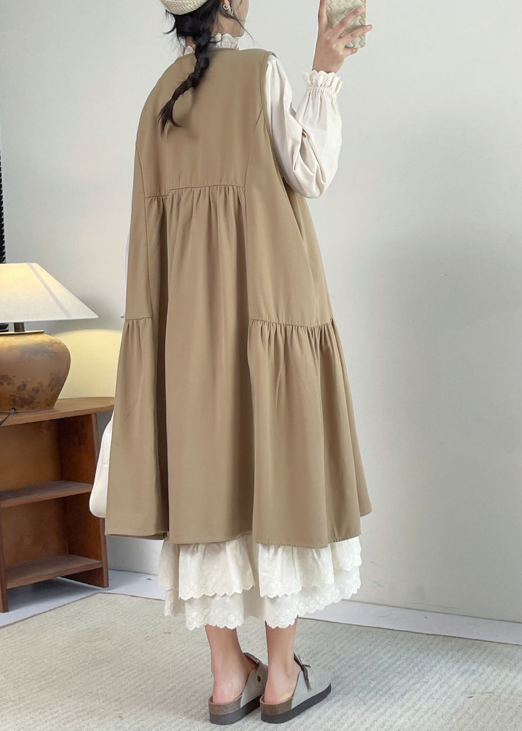 Well Tailored Dress with a Graceful Silhouette