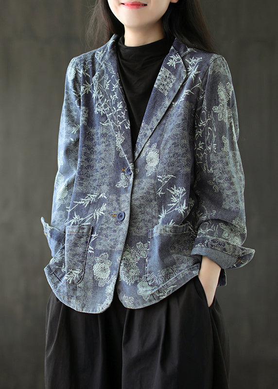 Classic Vintage & Enduringly Stylish Coat