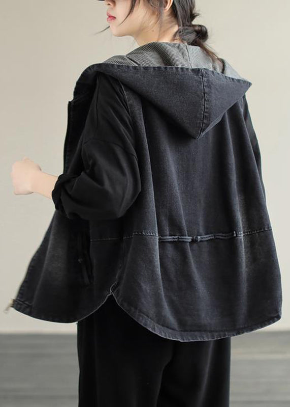 Beautifully Finished Coat in a Timeless Design