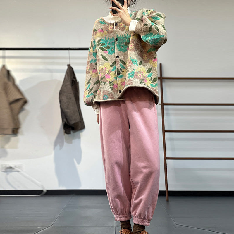 Classic Vintage Sweater with a Flattering Fit