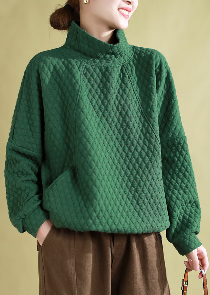 Well Tailored Pullover with a Graceful Silhouette