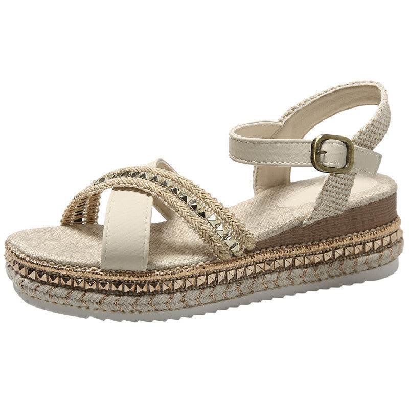 Graceful Orthopedic Sandals for Modern Look