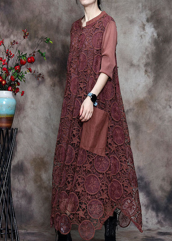 Beautifully Finished Dress in a Timeless Design