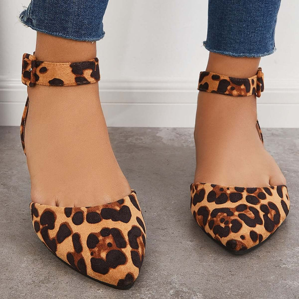 Graceful Orthopedic Flats for Modern Look