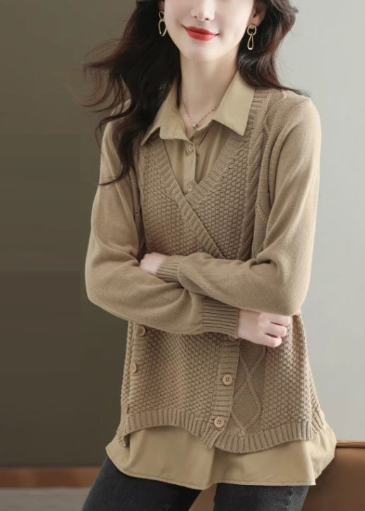 Well Tailored Top with a Graceful Silhouette