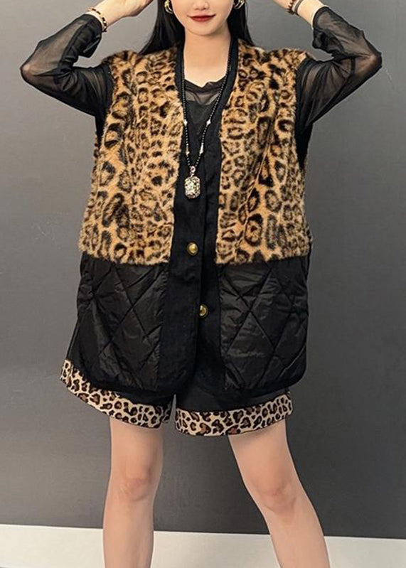 Elegantly Styled Coat for Everyday Wear