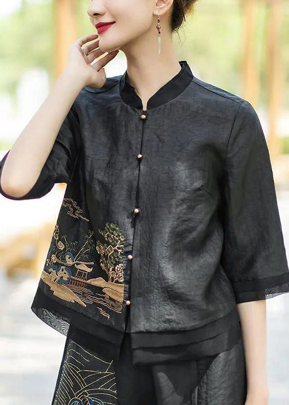 Polished Top with an Effortless Classic Look