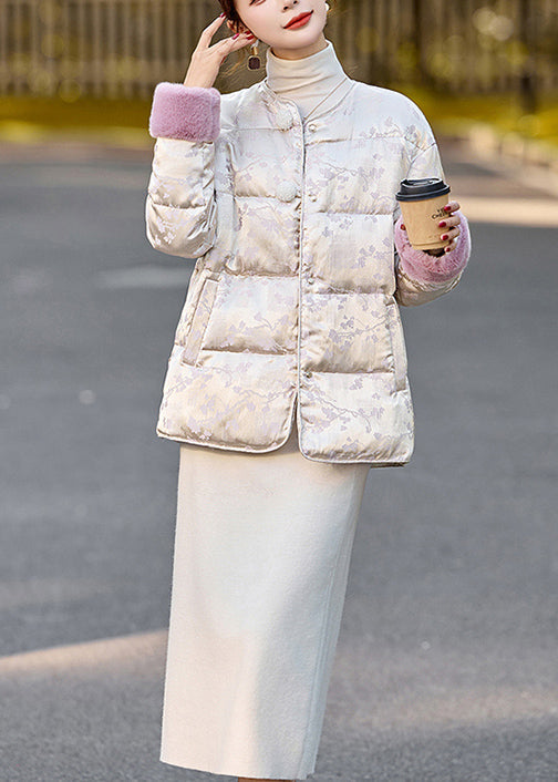 Elegantly Styled Coat for Everyday Wear