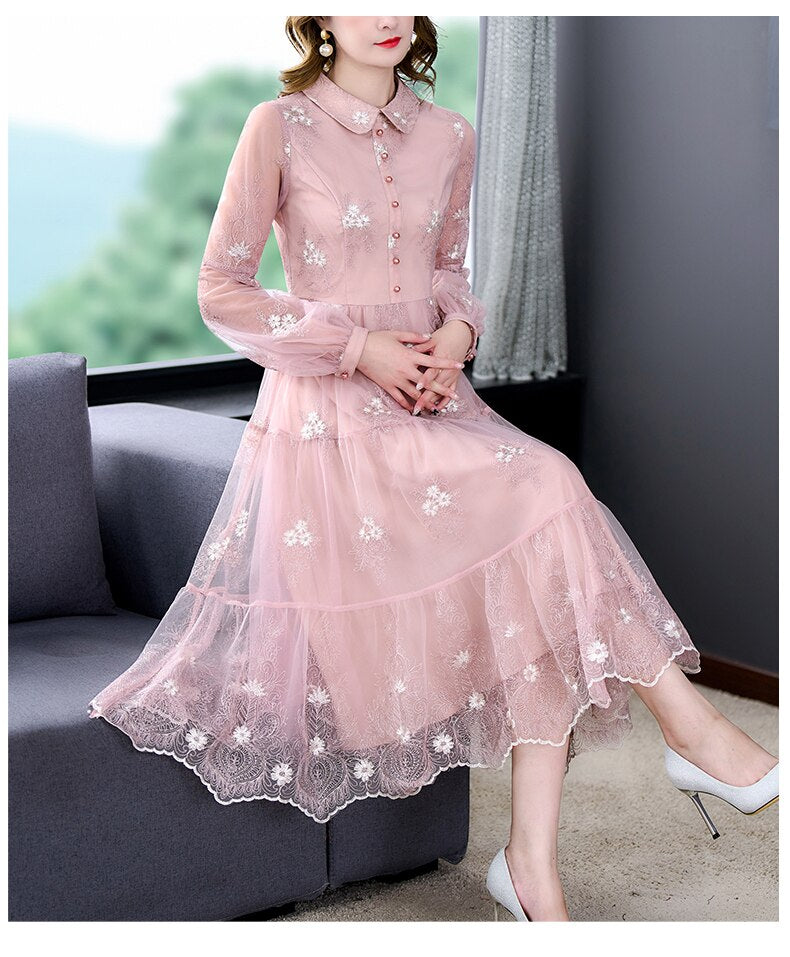 Sophisticated Dress with a Clean Classic Look