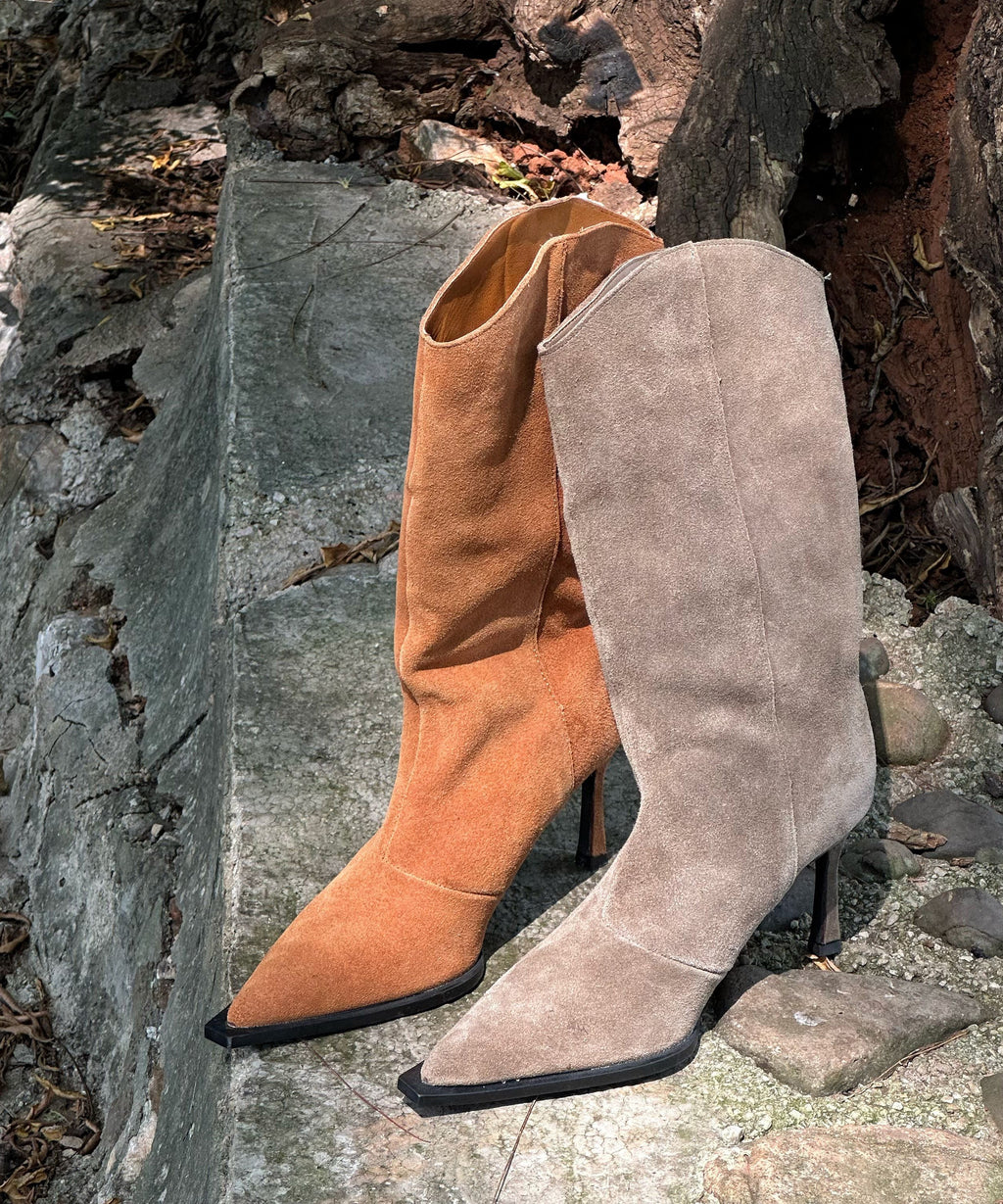 Chic Orthopedic Boots with Unique Design