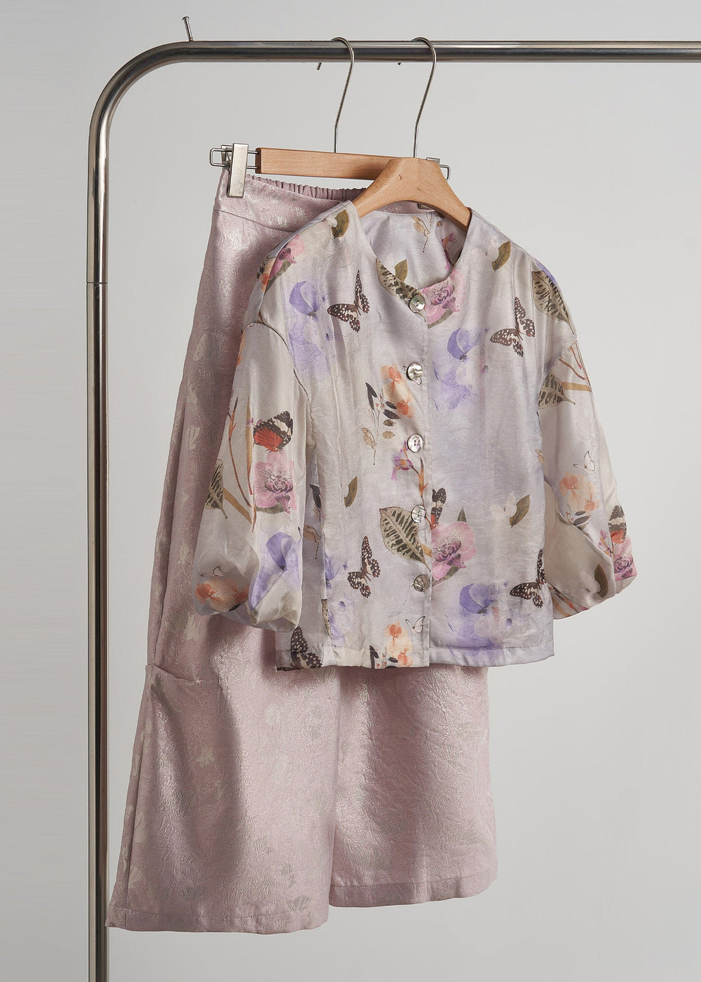 Beautifully Crafted Shirt in a Classic Style