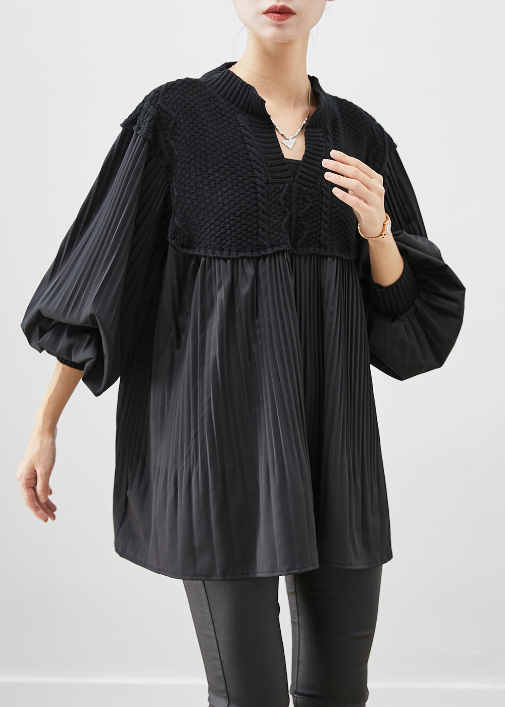 Beautifully Finished Top in a Timeless Design
