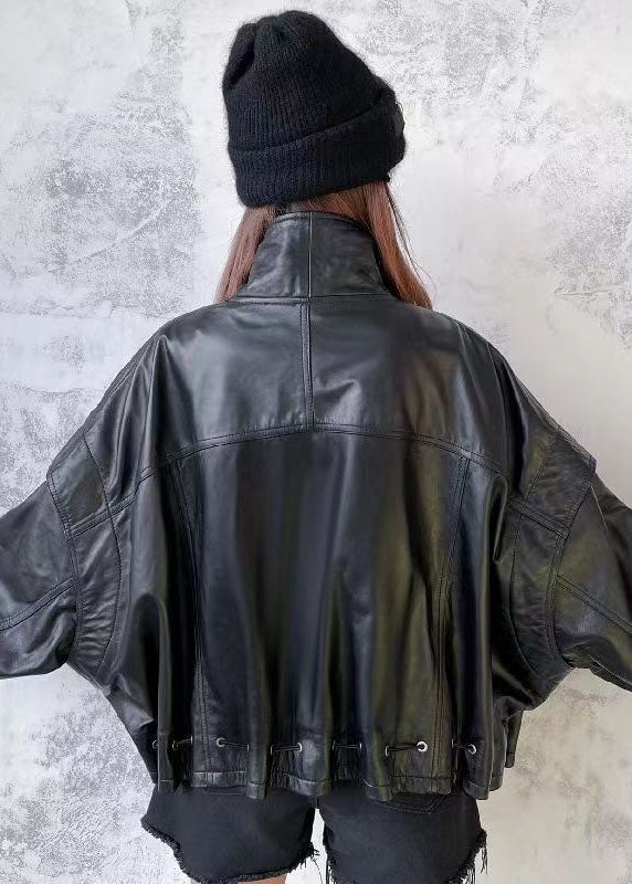 Well Tailored Jacket with a Graceful Silhouette