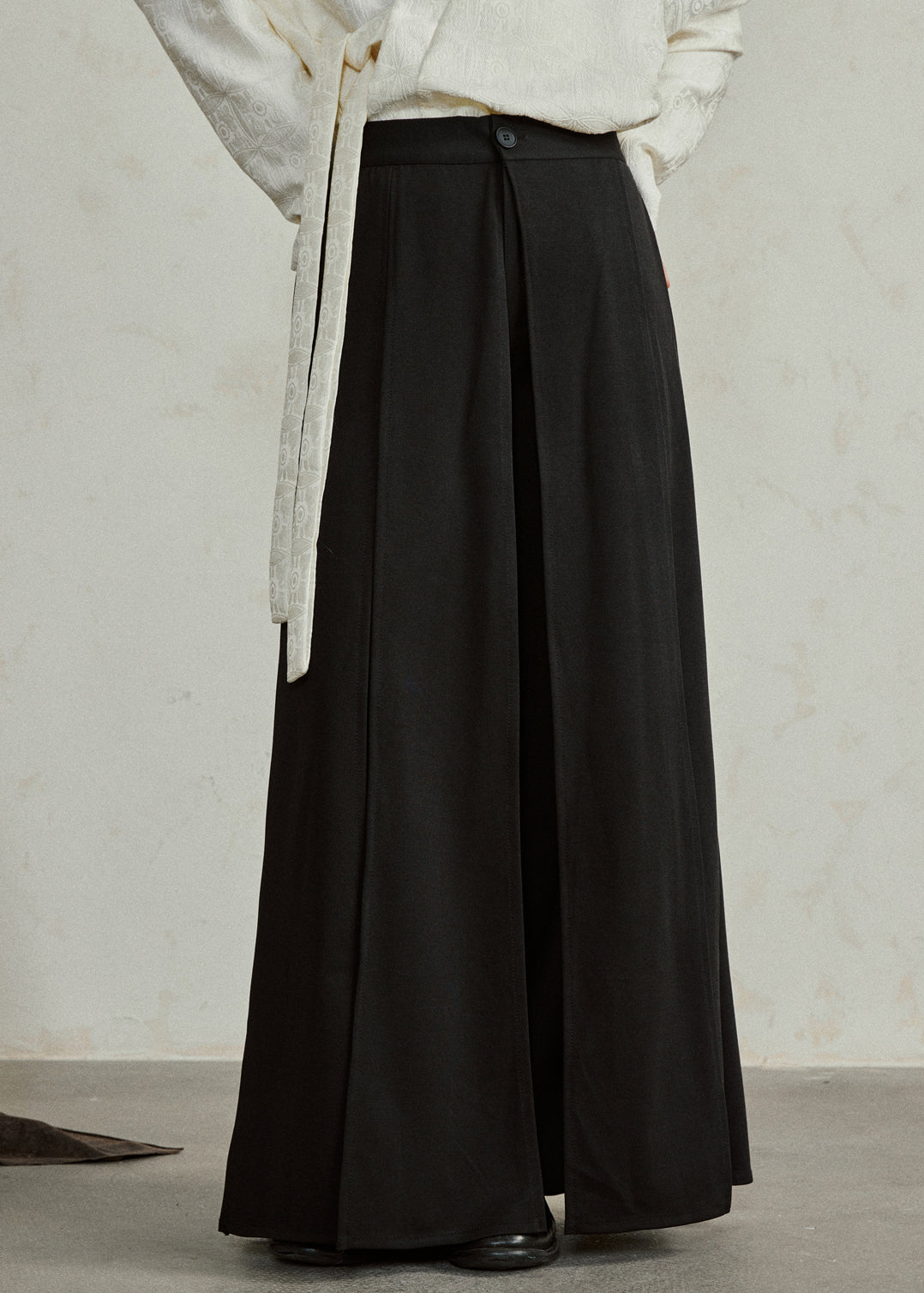 Classic Vintage Pants with a Flattering Fit