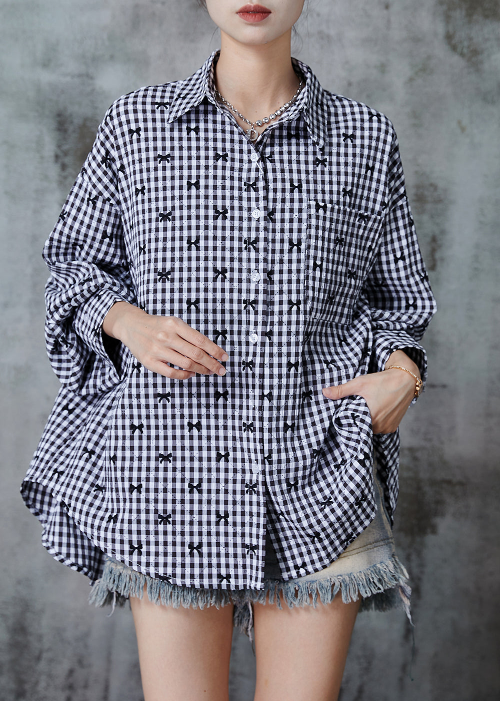 Classic Vintage Shirt with a Flattering Fit