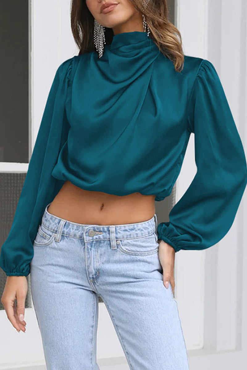 Effortlessly Elegant Top with a Timeless Design