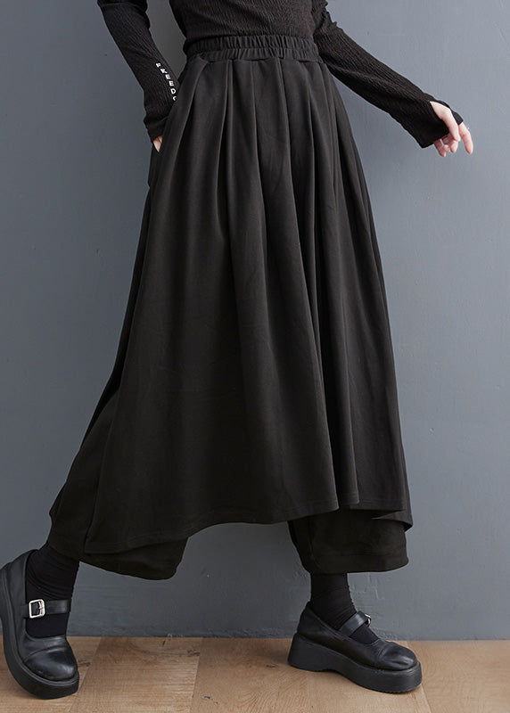 Effortlessly Elegant Pants with a Timeless Design