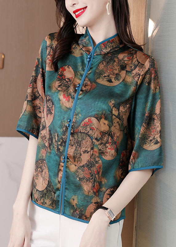 A Vintage Style Shirt with Delicate Timeless Details