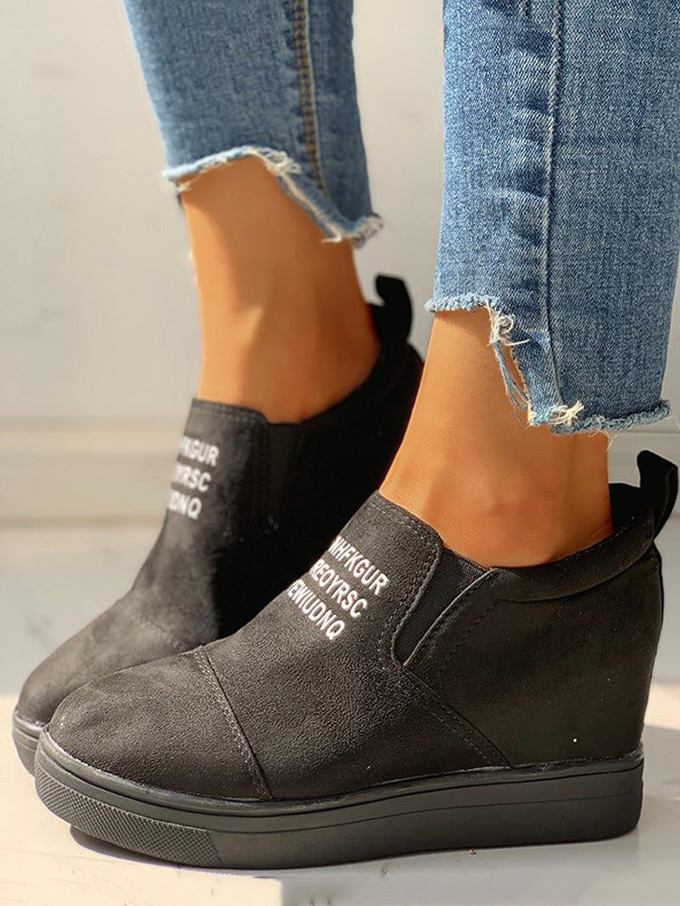 Beautifully Crafted Orthopedic Sneakers