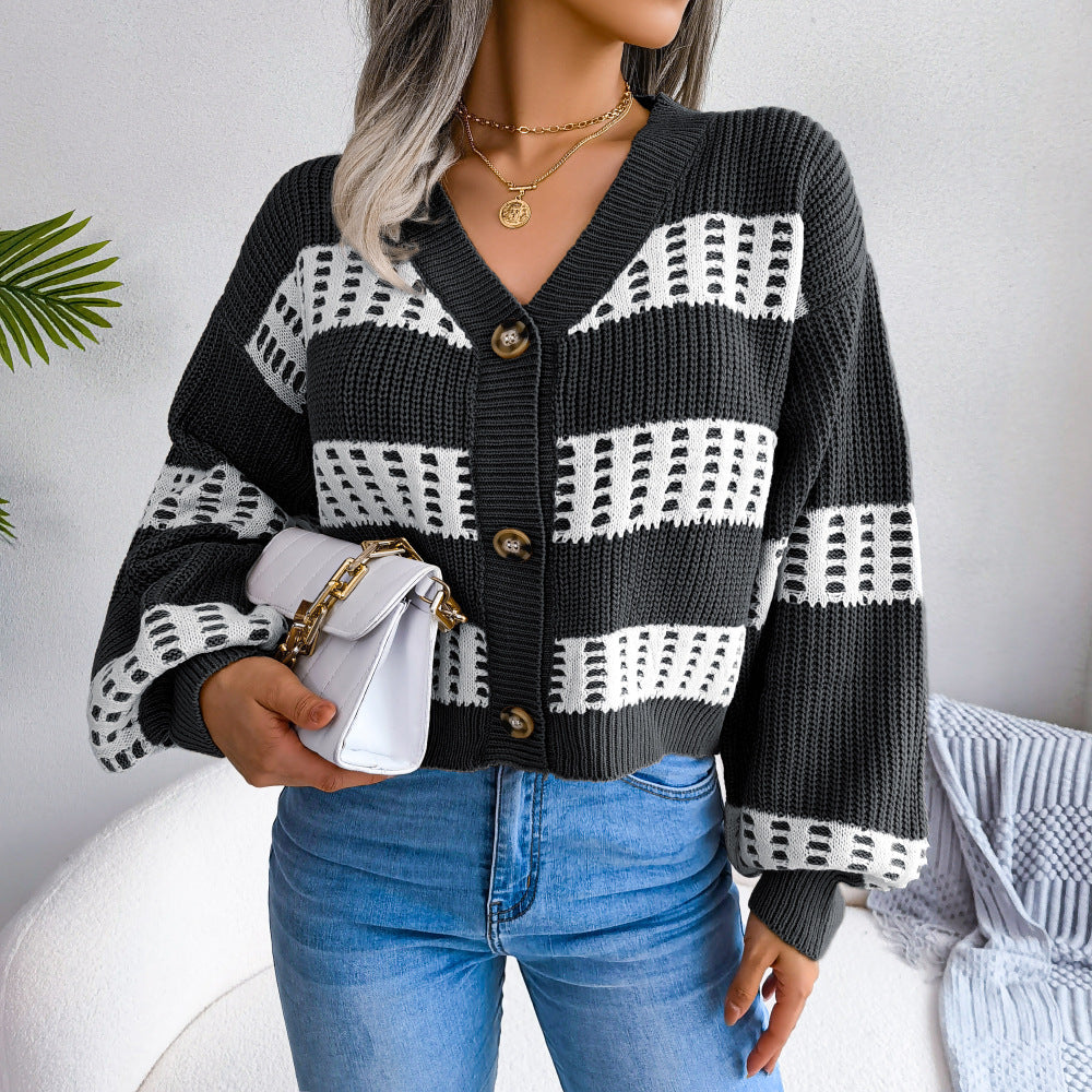 Beautifully Finished Cardigan in a Timeless Design