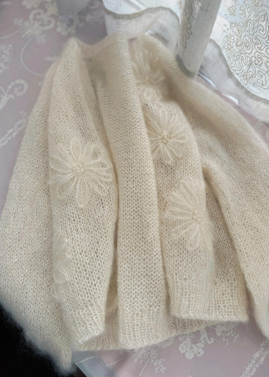 Elegantly Styled Cardigan for Everyday Wear